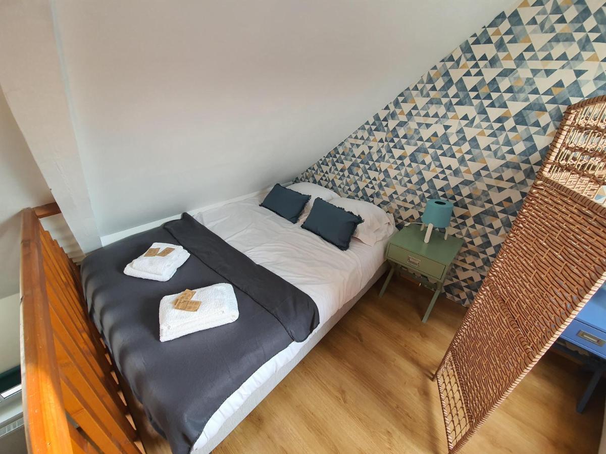 Appartement Scandy En Centre Ville Honfleur Avec Parking Exteriör bild