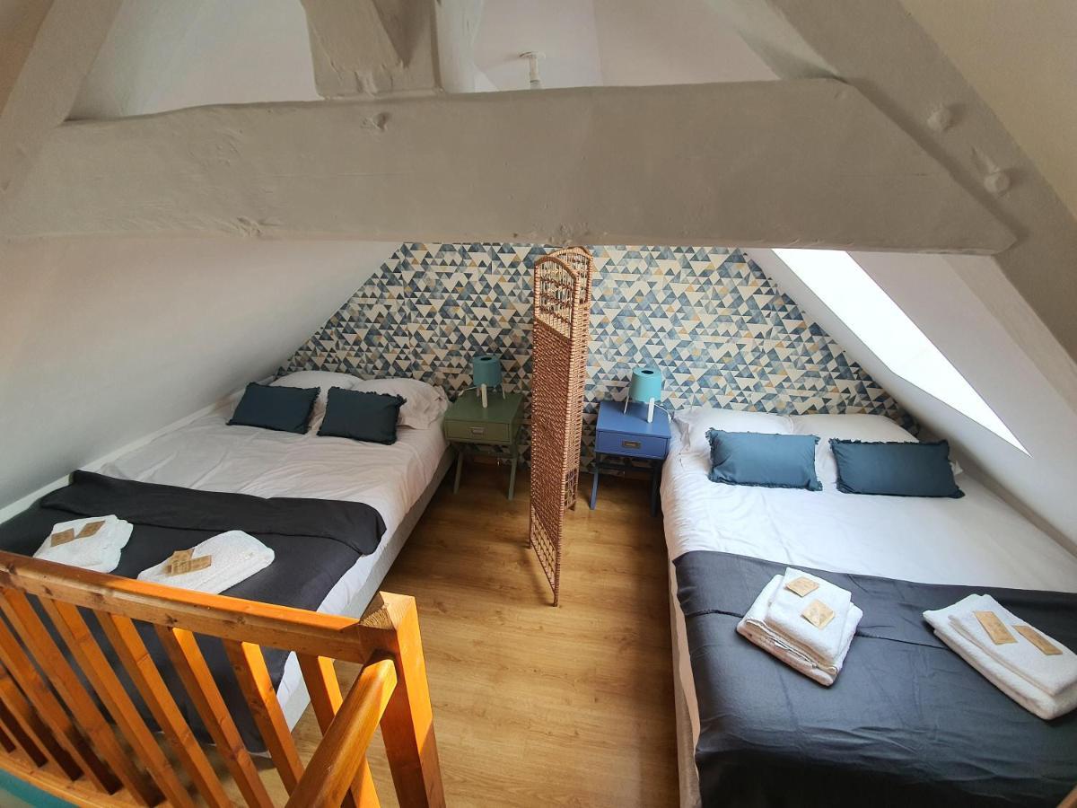 Appartement Scandy En Centre Ville Honfleur Avec Parking Exteriör bild